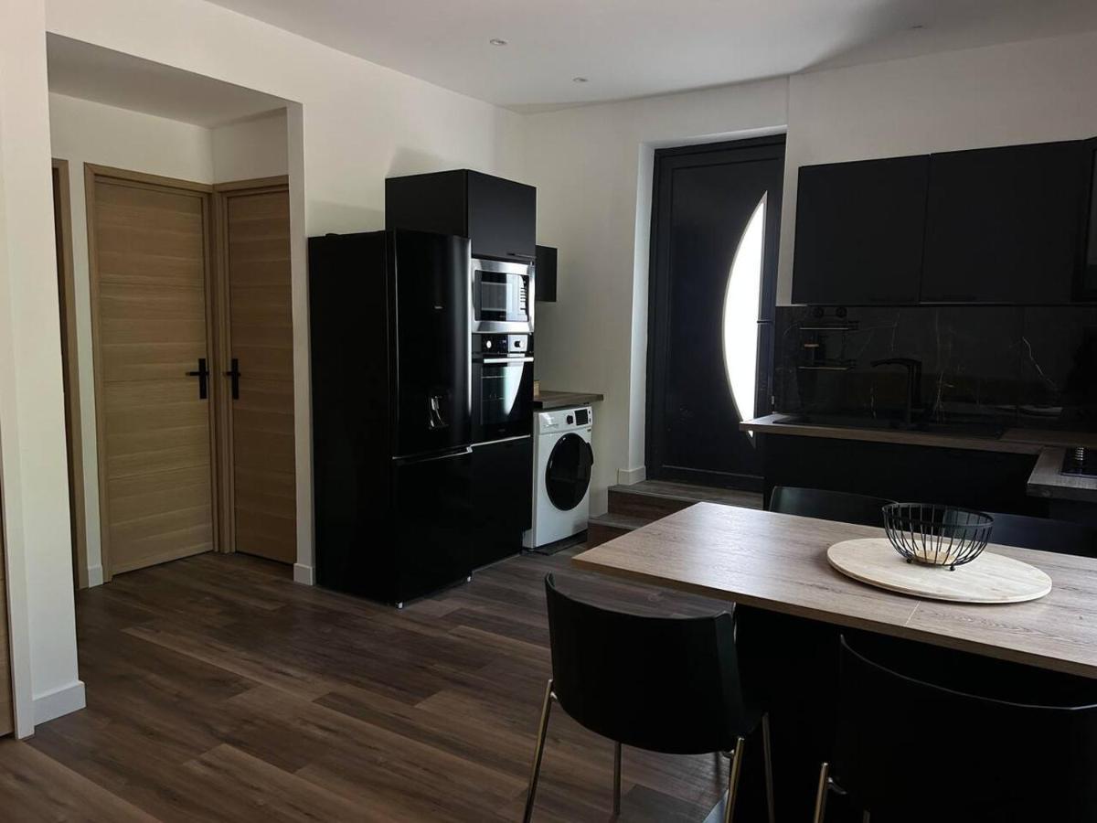 Appartement Jacuzzi 나르본 외부 사진