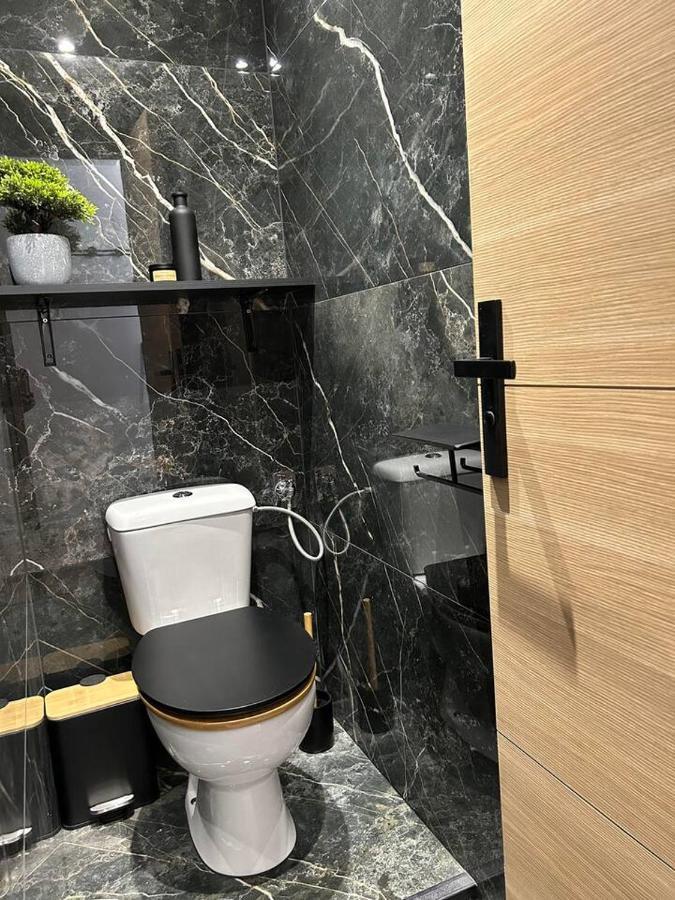 Appartement Jacuzzi 나르본 외부 사진