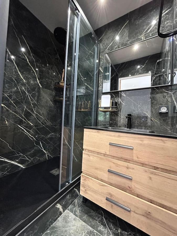 Appartement Jacuzzi 나르본 외부 사진